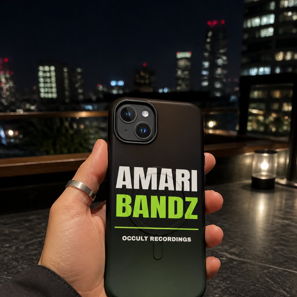 AMARI BANDZ Case