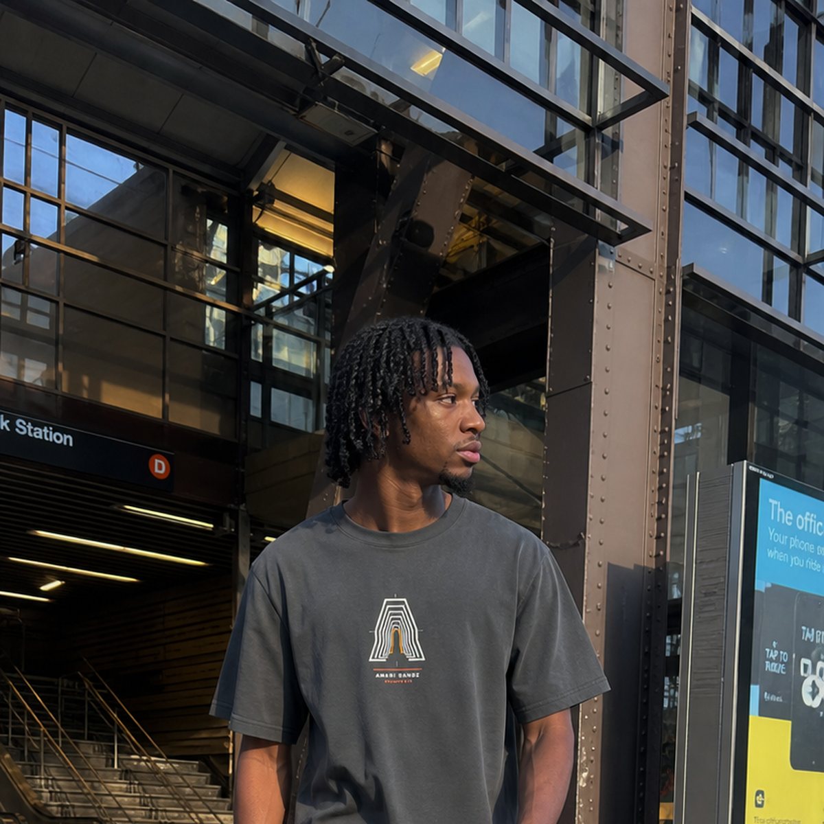 ARCHIVE PORTAL 777 Tee