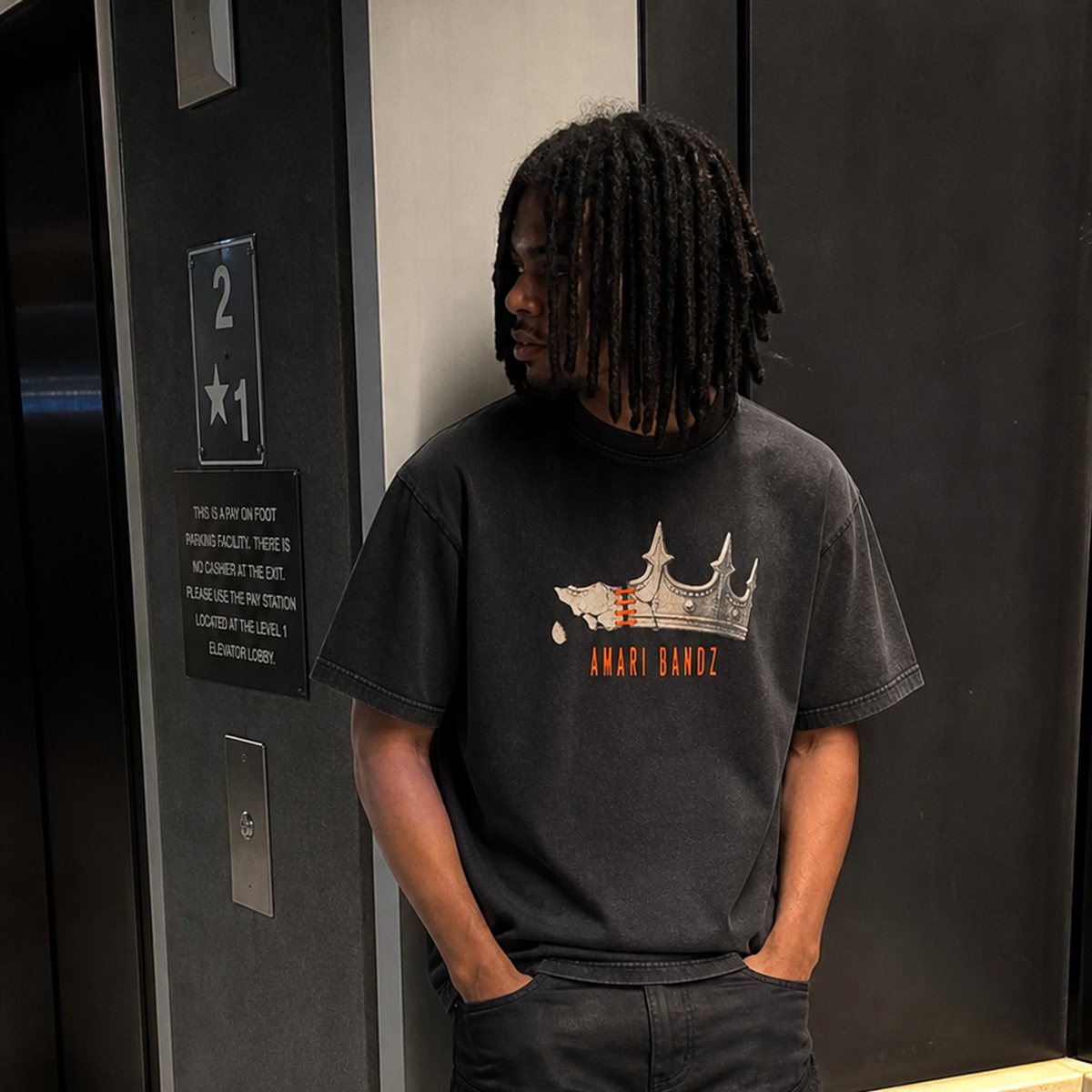 CROWNLESS Tee